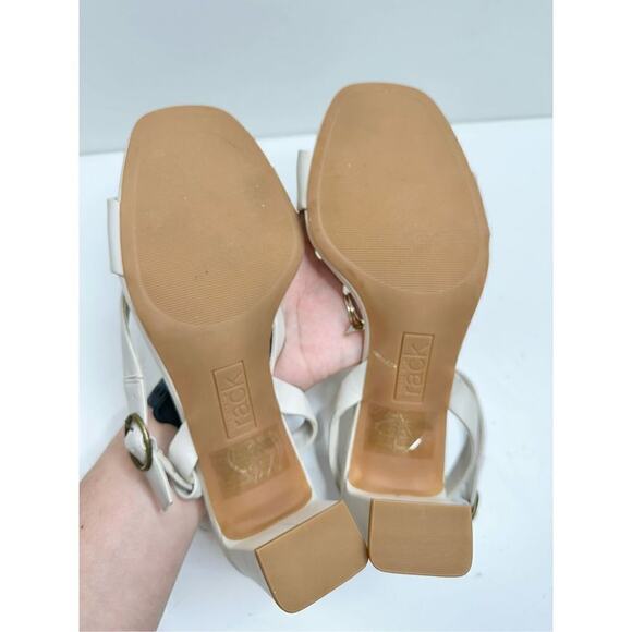 Nordstrom Rack Sandals Womens Size 9 Bone Strappy Faux Leather Open Toe - Picture 10 of 10